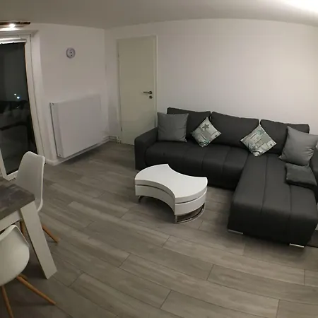 Moderne Mila In By Interhome شقة برونلاغ