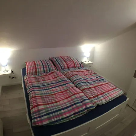 شقة Moderne Mila In By Interhome *